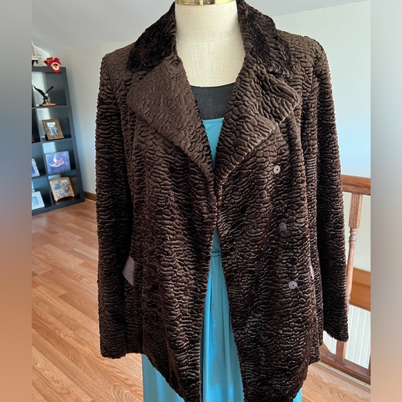 Per owned INC faux fur coat in brown - Picture 3 of 5
